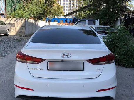 Hyundai Avante, 2018 — photo 2