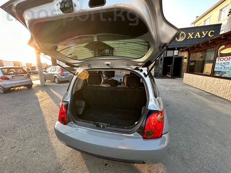 Toyota Ist, 2002 — photo 4