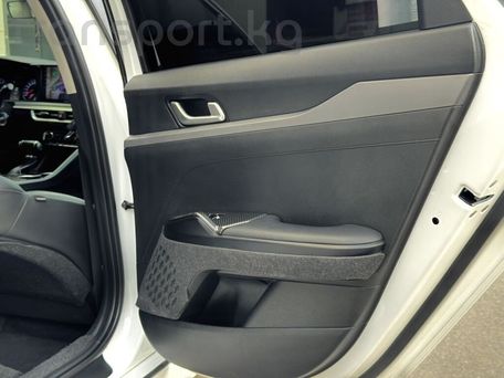 Kia K5, 2020 — photo 8