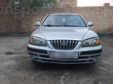 Hyundai Elantra, 2004
