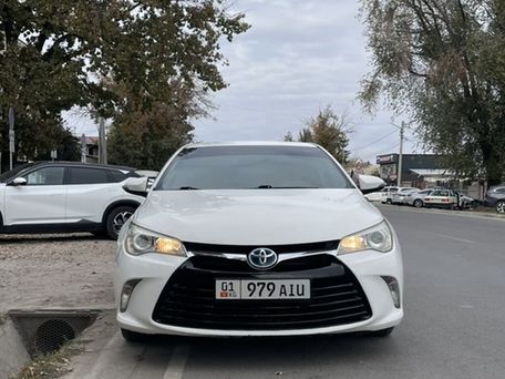Toyota Camry, 2017 — 照片 1