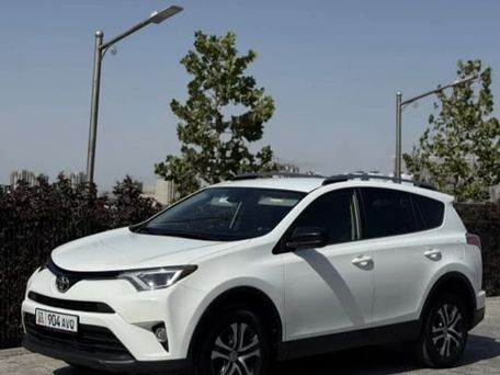 Toyota RAV4, 2018 — 照片 6