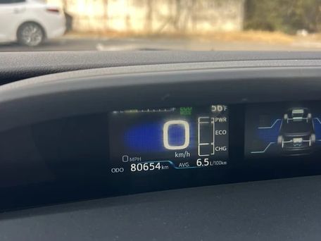 Toyota Prius, 2019 — сүрөт 8