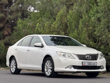 Toyota Camry, 2012 — 照片 2