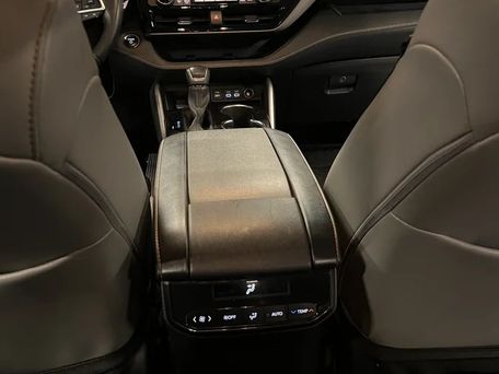Toyota Highlander, 2023 — сүрөт 7