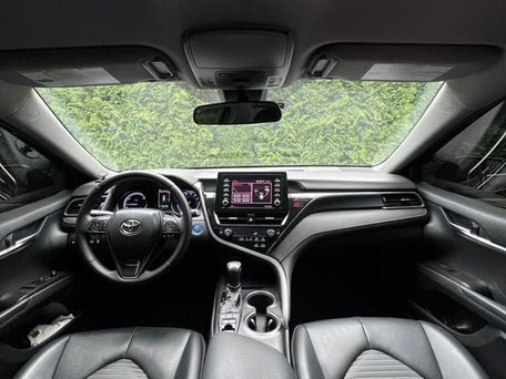 Toyota Camry, 2021 — 照片 8
