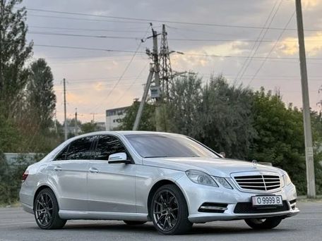 Mercedes-Benz E-Класс, 2010 — фото 2