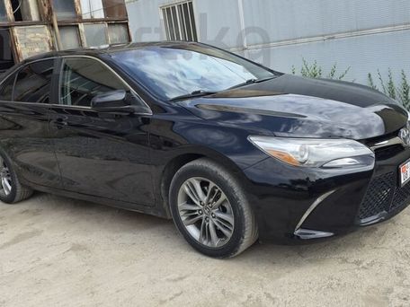 Toyota Camry, 2017