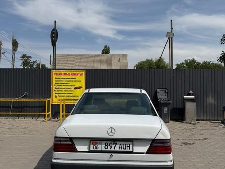 Mercedes-Benz W124, 1991 — фото 11