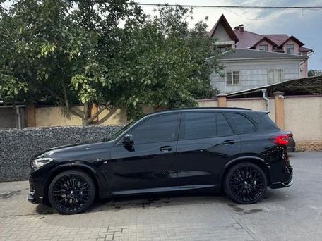 BMW X5, 2018 — photo 1