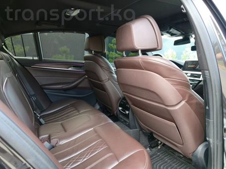 BMW 5 Series, 2018 — photo 6