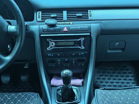 Audi A6, 2002 — 照片 10