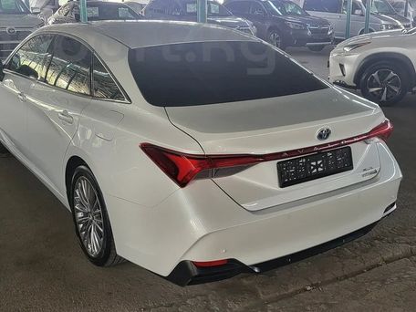 Toyota Avalon, 2019 — фото 4