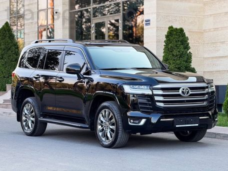 Toyota Land Cruiser, 2023 — фото 2