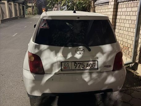 Toyota Ist, 2003 — photo 2
