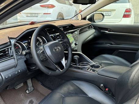 Toyota Camry, 2018 — фото 11