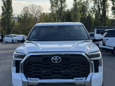 Toyota Tundra, 2023 — 照片 2