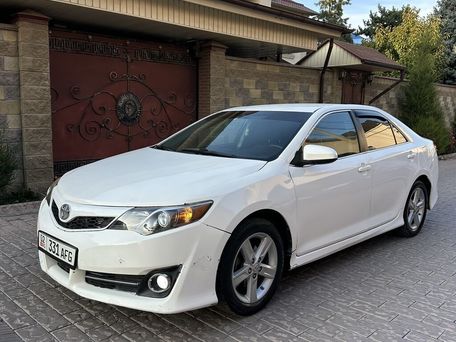 Toyota Camry, 2013 — сүрөт 1