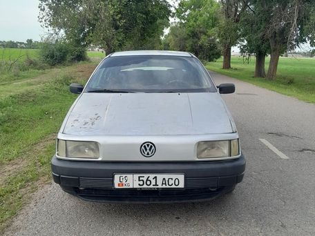 Volkswagen Passat, 1989 — фото 1