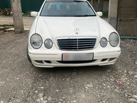 Mercedes-Benz E-Класс, 2001 — photo 2