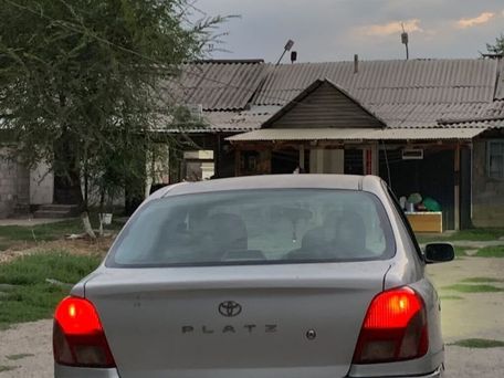 Toyota Platz, 2000 — photo 3