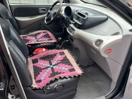 Nissan Almera Tino, 2003 — 照片 6