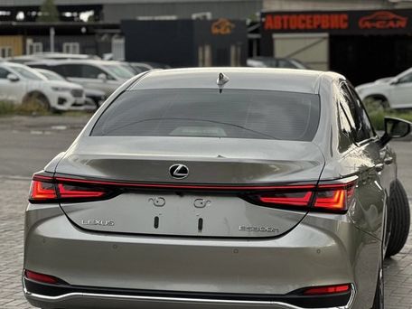 Lexus ES, 2025 — сүрөт 3