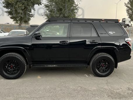 Toyota 4Runner, 2019 — фото 2