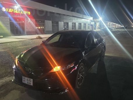 Toyota Camry, 2018 — фото 10