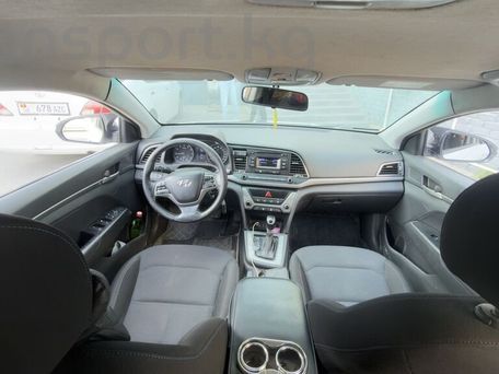 Hyundai Elantra, 2018 — 照片 8