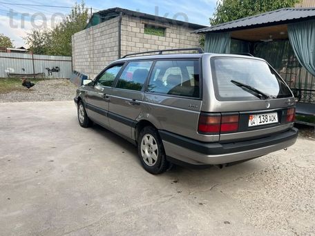 Volkswagen Passat, 1993 — сүрөт 3