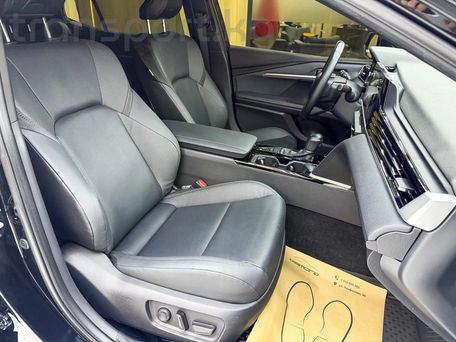 Toyota Camry, 2024 — photo 8