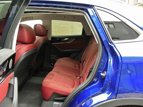 Hongqi HS5, 2024 — photo 10
