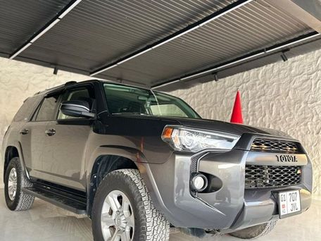 Toyota 4Runner, 2018 — 照片 2