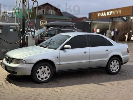 Audi A4, 1996 — photo 2