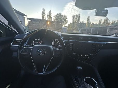 Toyota Camry, 2017 — фото 8
