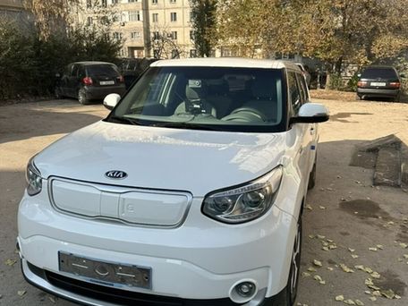 Kia Soul EV, 2018 — фото 2