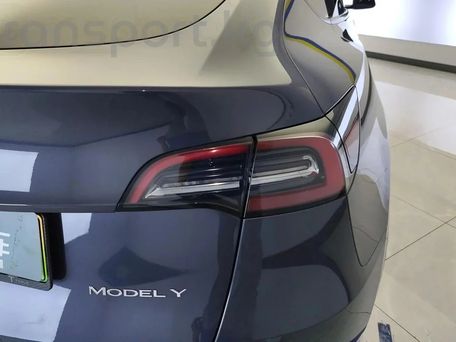 Tesla Model Y, 2022 — photo 5