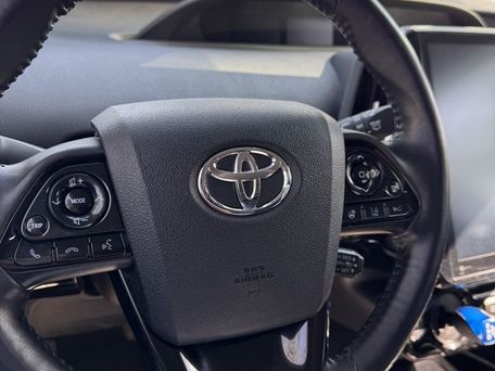 Toyota Prius, 2020 — фото 12