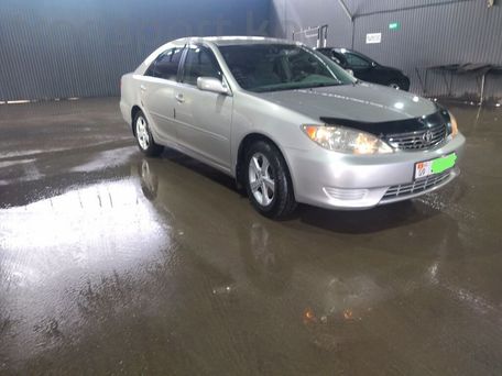 Toyota Camry, 2005 — 照片 1