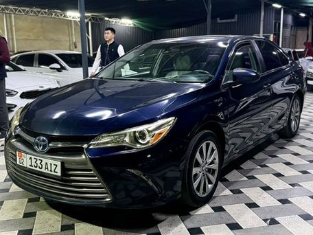 Toyota Camry, 2017 — photo 1
