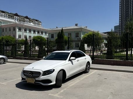 Mercedes-Benz E-Класс, 2017