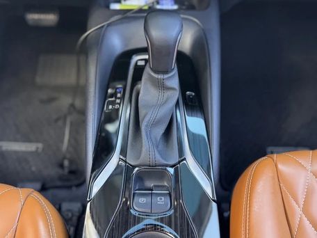 Toyota Corolla, 2023 — photo 8