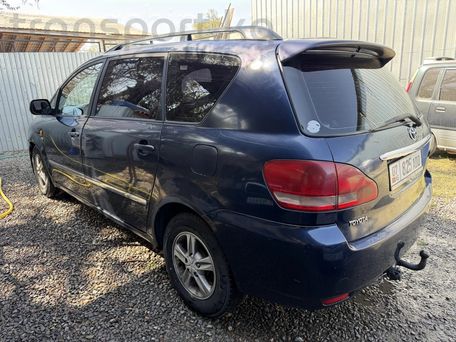 Toyota Avensis Verso, 2003 — сүрөт 4