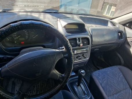 Mitsubishi Carisma, 2000 — сүрөт 7