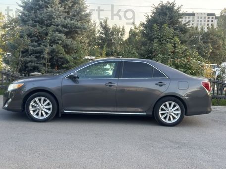 Toyota Camry, 2012 — 照片 5