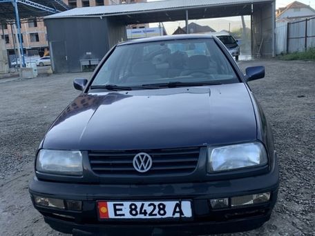 Volkswagen Vento, 1993 — фото 2