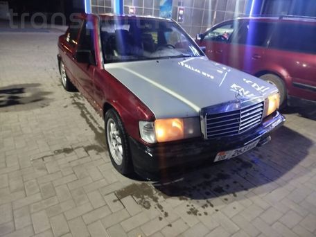 Mercedes-Benz 190 (W201), 1991 — сүрөт 6