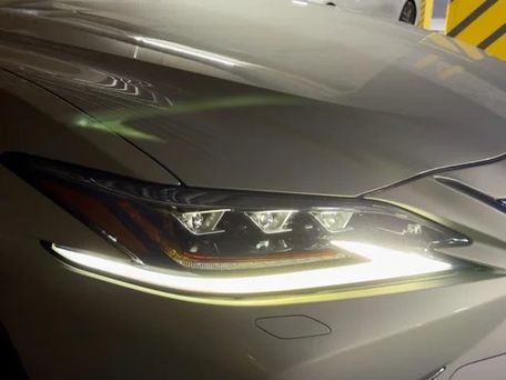 Lexus ES, 2019 — 照片 3