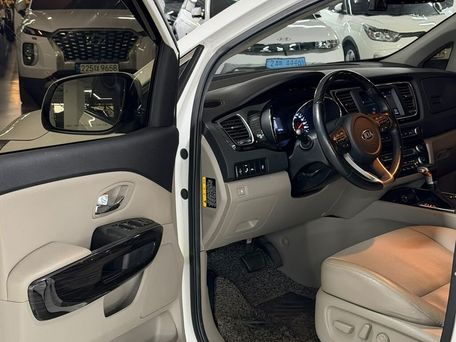 Kia Carnival, 2020 — сүрөт 7